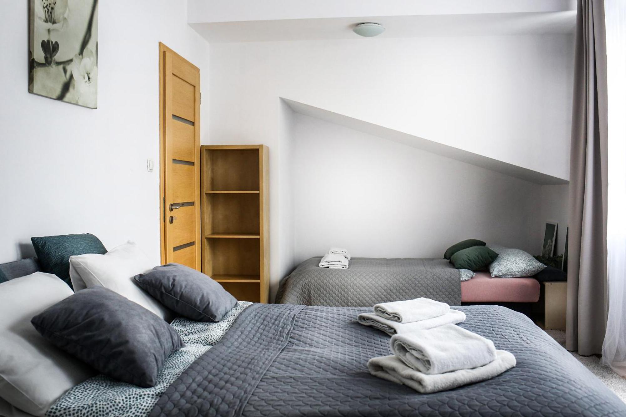 Fully-Furnished Apartment With Air Conditioning For Families, Cracow Old Town Krakow Ngoại thất bức ảnh