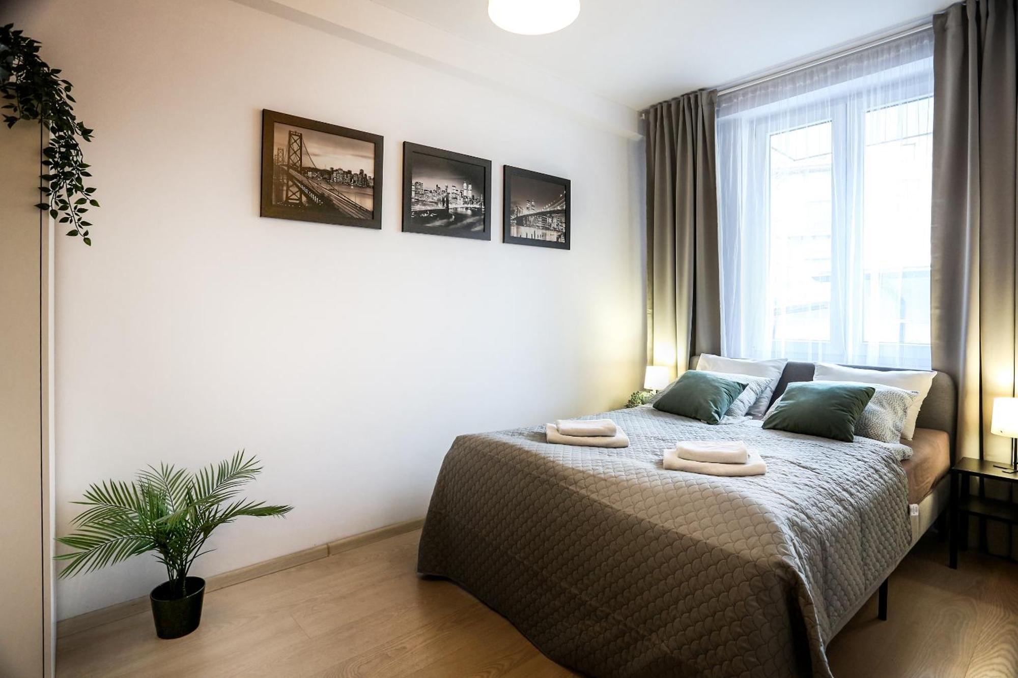 Fully-Furnished Apartment With Air Conditioning For Families, Cracow Old Town Krakow Ngoại thất bức ảnh