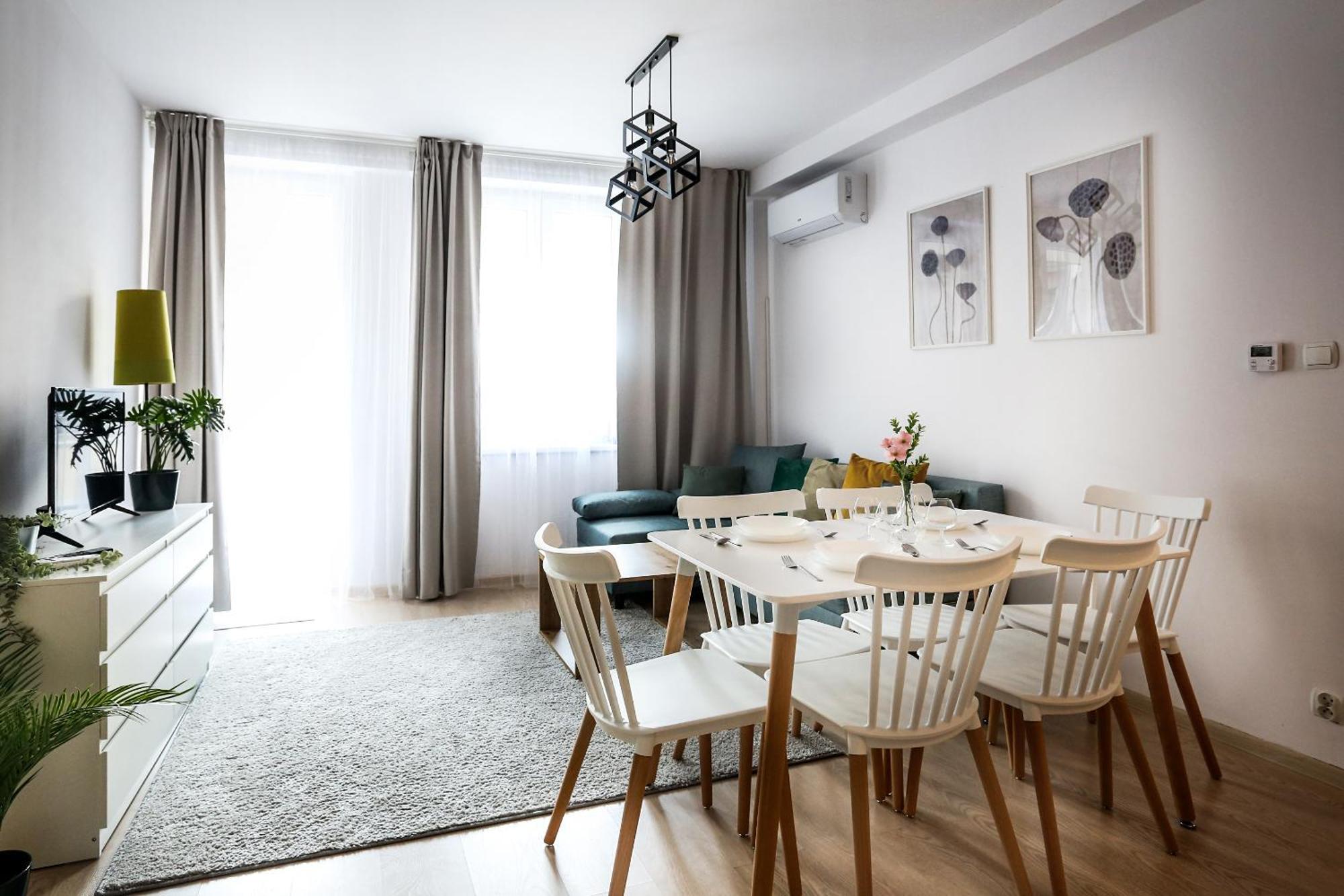 Fully-Furnished Apartment With Air Conditioning For Families, Cracow Old Town Krakow Ngoại thất bức ảnh